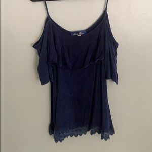 Cold shoulder top